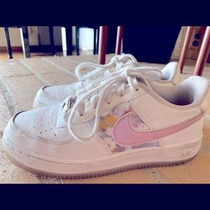 Kids Nike Air Force 1, size 4Y